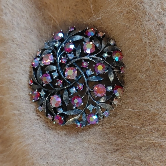 Sparkly Vintage Silver Tone 2287 Rhinestone Brooch - Picture 2 of 8